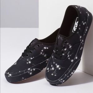 Vans Women's Black and White Floral Sneakers